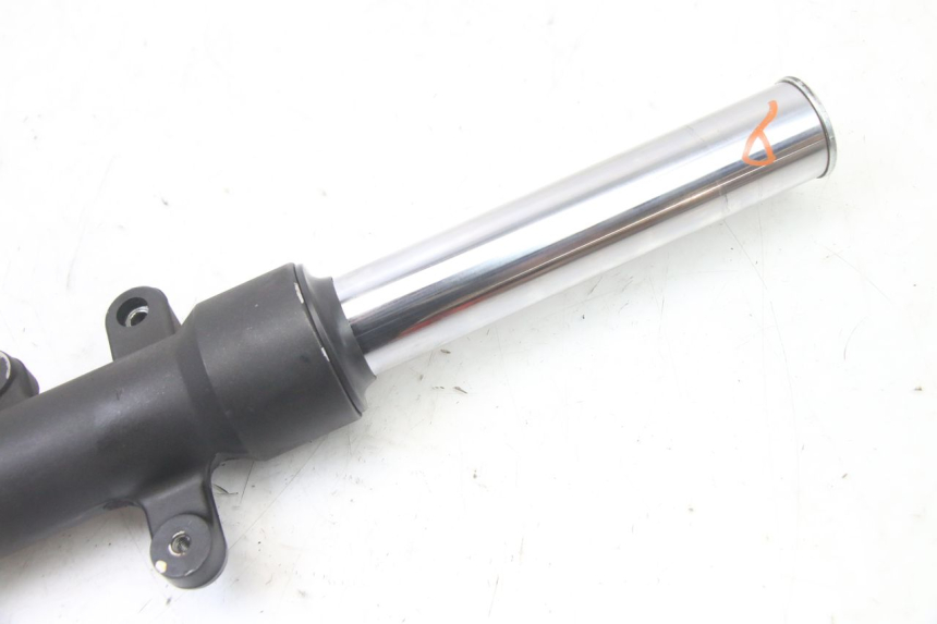 photo de STANDROHR RECHT YAMAHA X-MAX XMAX 125 (2010 - 2014)