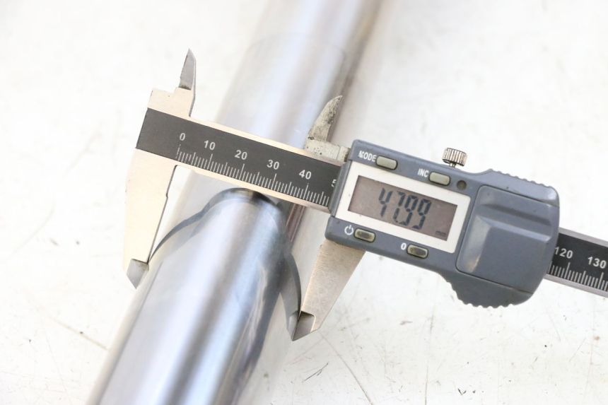 photo de STANDROHR YAMAHA FJR ABS 1300 (2006 - 2012) - Detailansicht des Bauteils