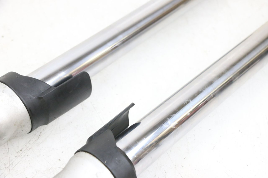 photo de STANDROHR YAMAHA FJR ABS 1300 (2006 - 2012) - Oberflächenzustand und Material