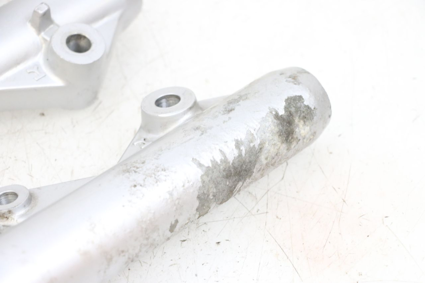 photo de STANDROHR MBK FLAME X 125 (2007 - 2016) - Kennzeichnungen und Originalreferenzen