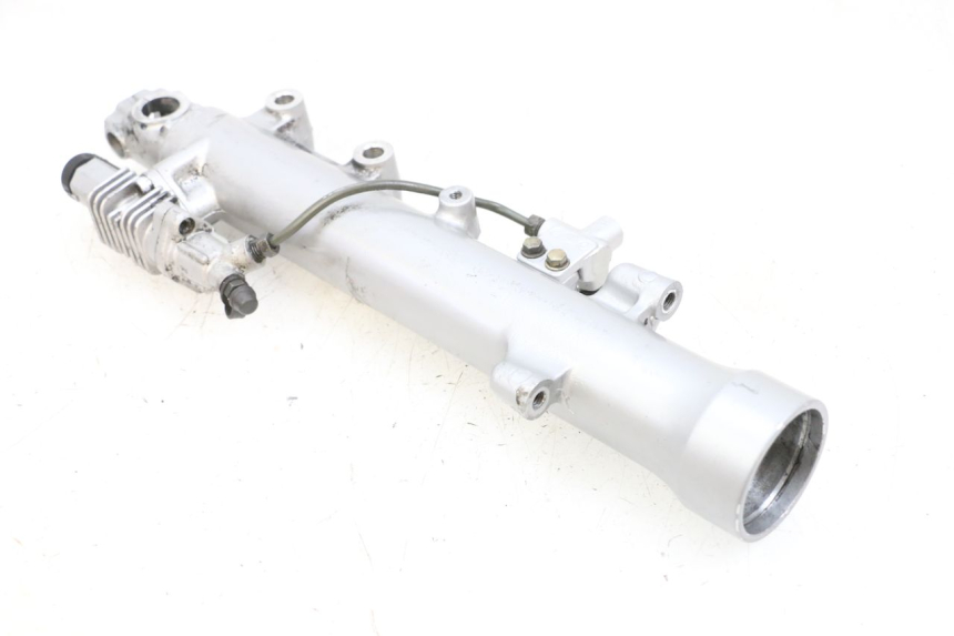 photo de STANDROHR LINK KAWASAKI GPZ RX 1000 (1986 - 1988) - Technische Nahaufnahme