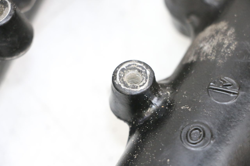 photo de STANDROHR KAWASAKI GPX R WARBIRD 600 (1988 - 1993) - Zoom auf Gebrauchszustand