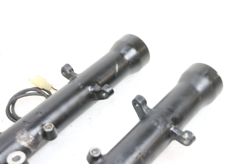 photo de STANDROHR KAWASAKI GPX R WARBIRD 600 (1988 - 1993) - Oberflächenzustand und Material