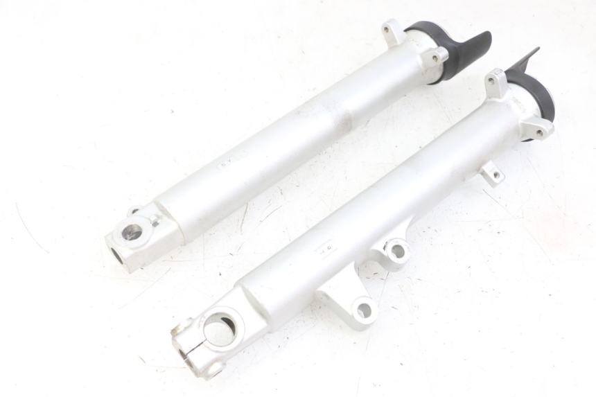 photo de STANDROHR SUZUKI GS GSE 500 (2001 - 2003)