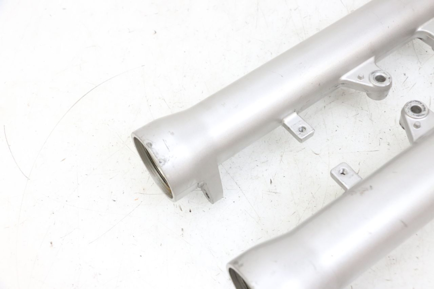 photo de STANDROHR SUZUKI GSF N BANDIT 600 (1996 - 1999) - Oberflächenzustand und Material