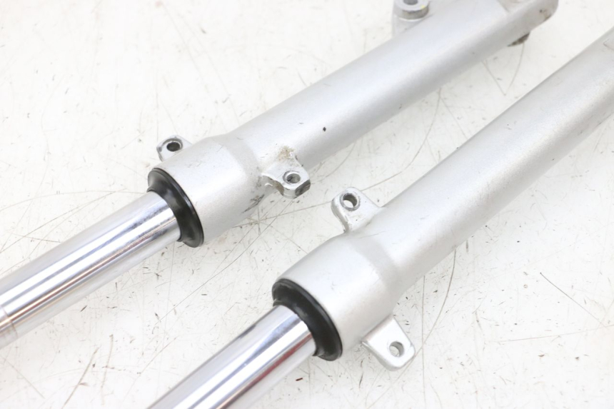 photo de STANDROHR PEUGEOT KISBEE 4T 50 (2018 - 2022) - Kennzeichnungen und Originalreferenzen