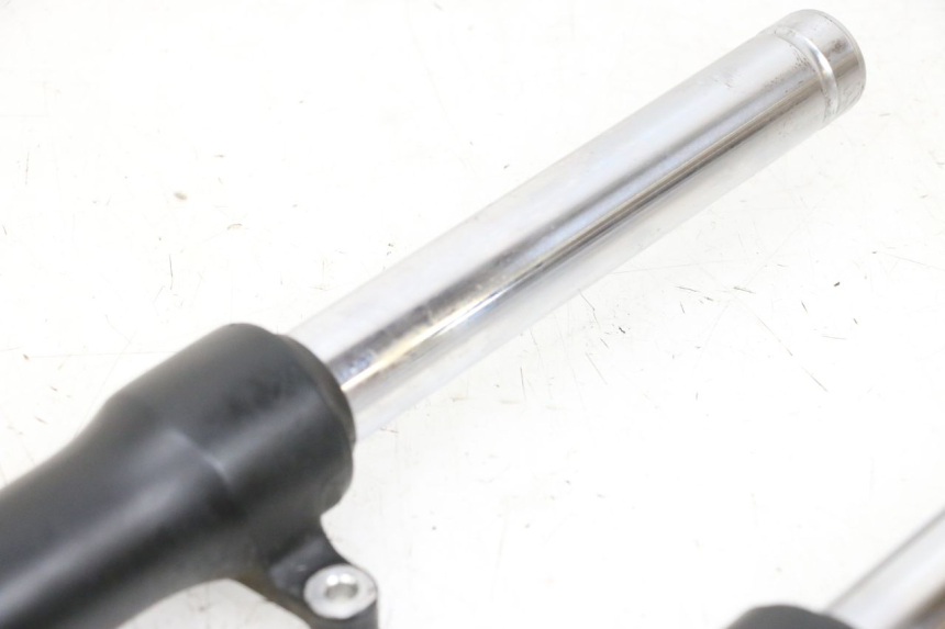 photo de STANDROHR PIAGGIO NEW TYPHOON 50 (2018 - 2021) - Hochauflösende Nahaufnahme