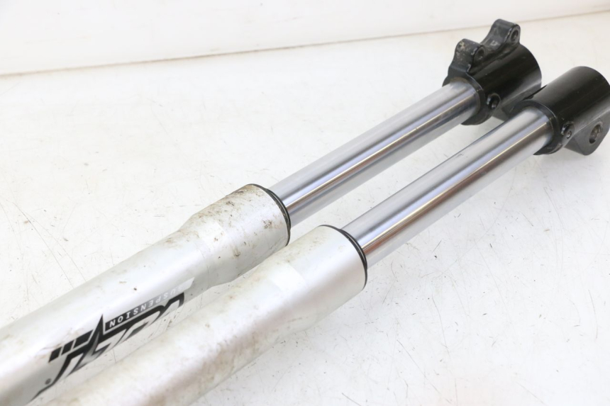 photo de GABELROHR APOLLO RFZ 150
