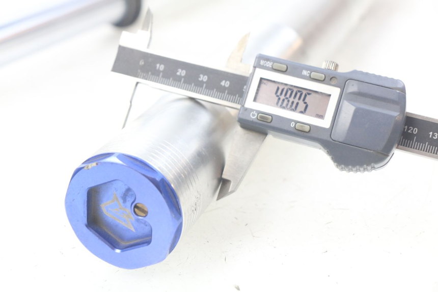 photo de GABELROHR APOLLO RXF 125