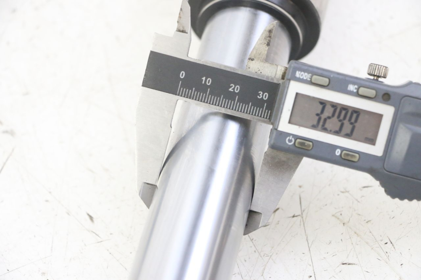 photo de GABELROHR APOLLO RXF 125