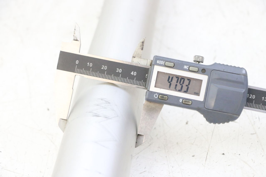photo de GABELROHR APOLLO RXF 125