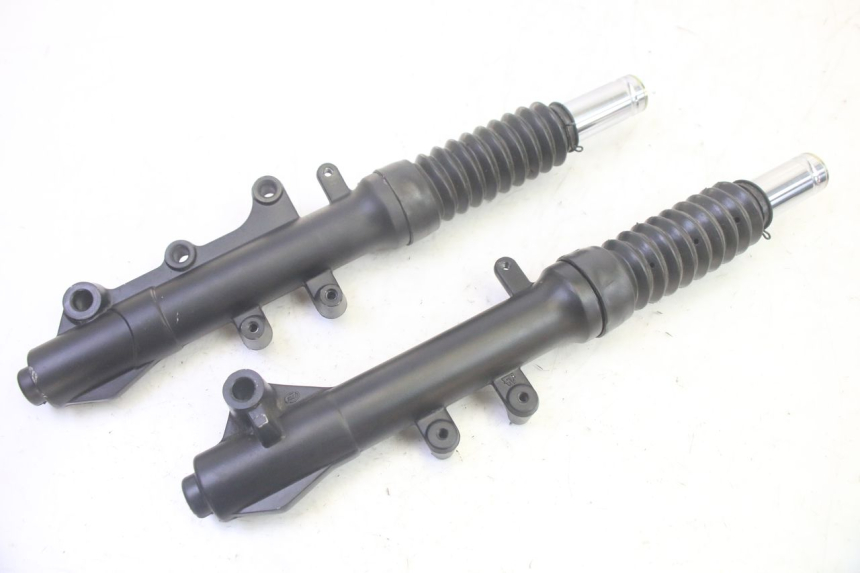 photo de STANDROHR JM MOTORS SANTANA EVO 50 (2024 - 2026) - Hauptansicht