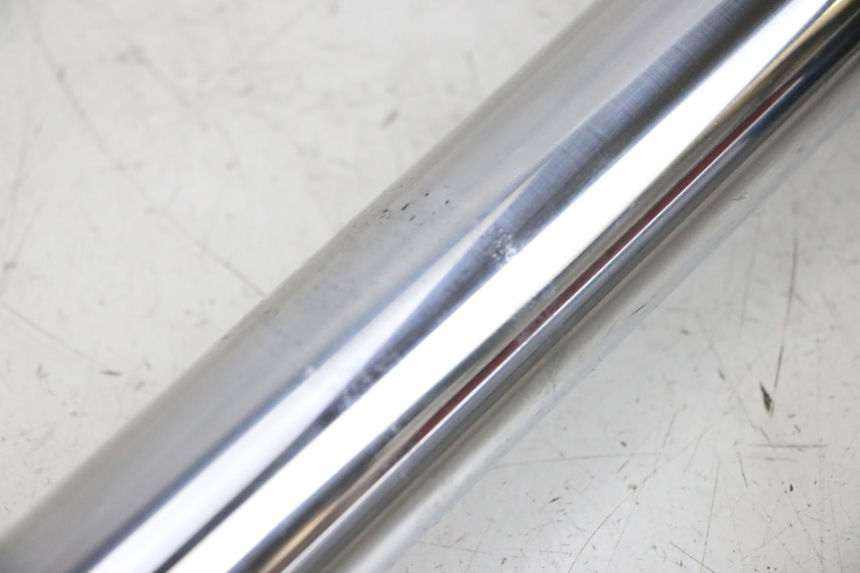 photo de STANDROHR YAMAHA TDM ABS 900 (2002 - 2014) - Details der Befestigungspunkte