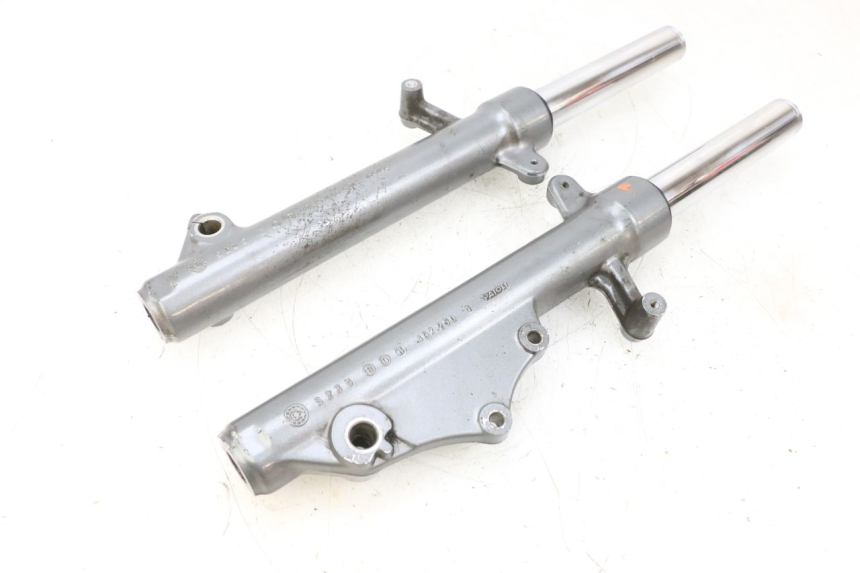 photo de GABELROHR YAMAHA XMAX X-MAX 125 (2006 - 2009) - Charakteristische Merkmale