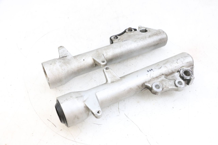 photo de STANDROHR PIAGGIO X8 125 (2004 - 2007) - Zoom auf Gebrauchszustand