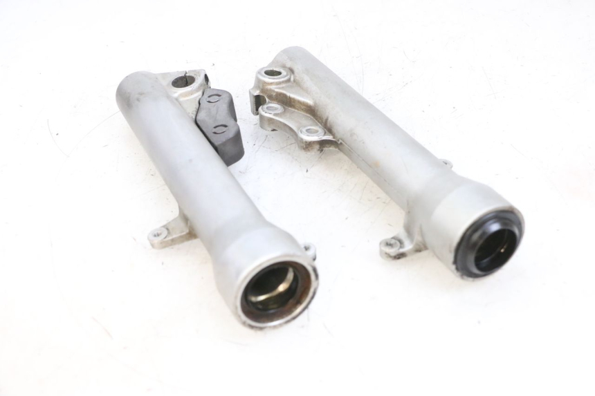 photo de STANDROHR PIAGGIO X8 125 (2004 - 2007) - Details der Befestigungspunkte