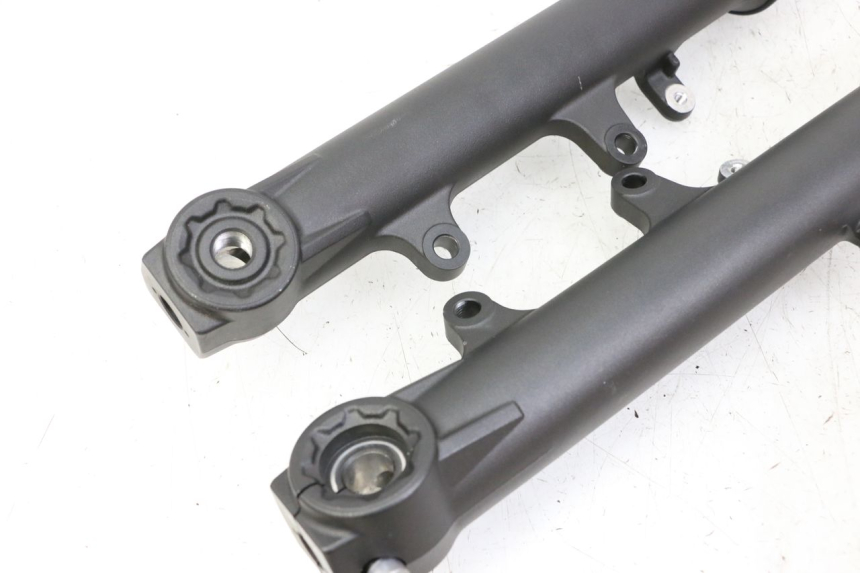 photo de STANDROHR YAMAHA TRACER 7 700 (2020 - 2024)