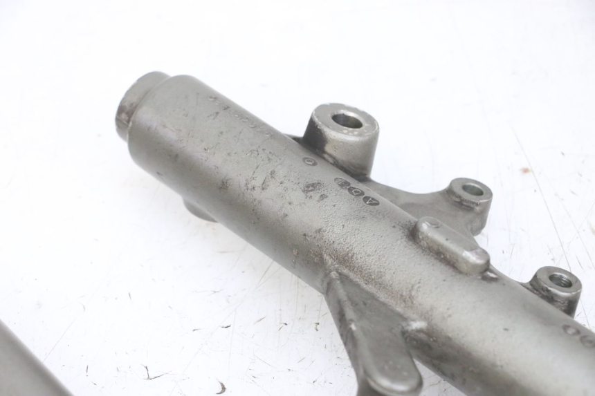 photo de STANDROHR YAMAHA YP MAJESTY 125 (2002 - 2006) - Geprüftes Gebrauchtteil