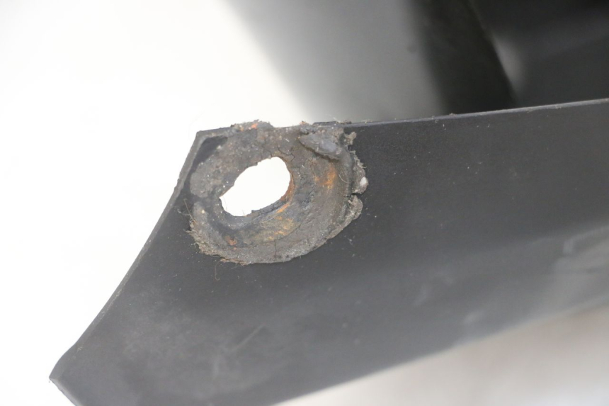 photo de KOTFLÜGEL HINTEN PEUGEOT JET FORCE CARBU 50 (2003 - 2016)