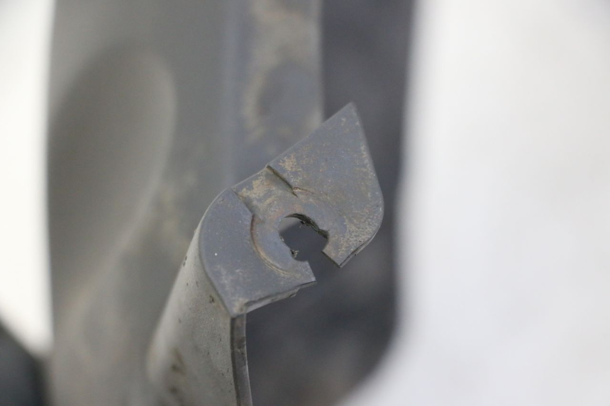 photo de KOTFLÜGEL HINTEN SYM ORBIT III 3 4T 50 (2021 - 2025) - Zoom auf Gebrauchszustand