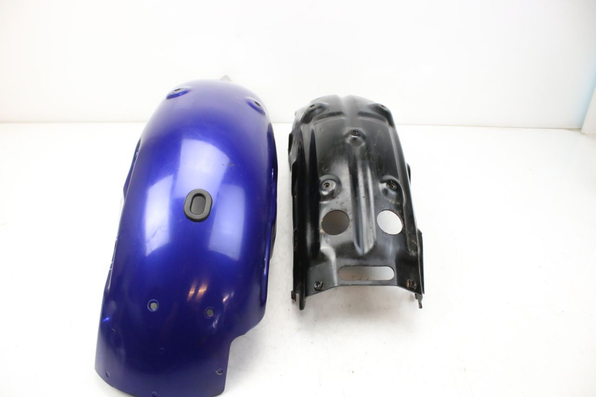 photo de HINTERER KOTFLüGEL SYM HUSKY 125 (1999 - 2005)