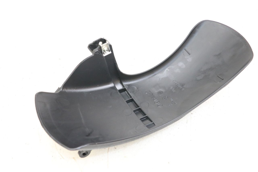 photo de KOTFLÜGEL HINTEN PIAGGIO VESPA PRIMAVERA 4T 50 (2021 - 2024)