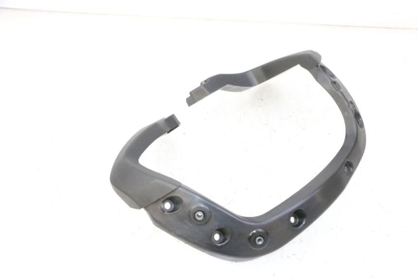 photo de KOTFLÜGEL VORNE PIAGGIO MP3 HPE 310 (2024 - 2025)
