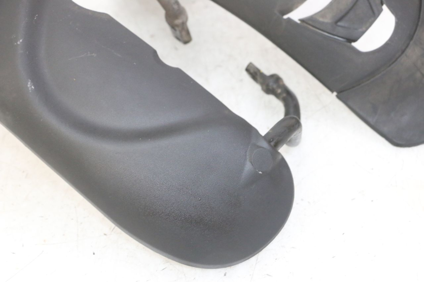 photo de KOTFLÜGEL VORNE PIAGGIO MP3 LT 300 (2010 - 2016)