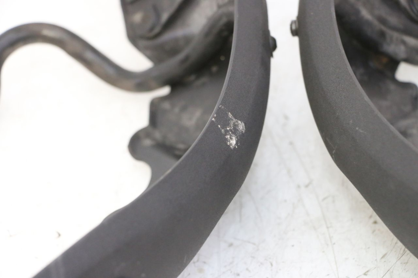 photo de VORDERRADKOTFLüGEL PIAGGIO MP3 125 (2006 - 2014)