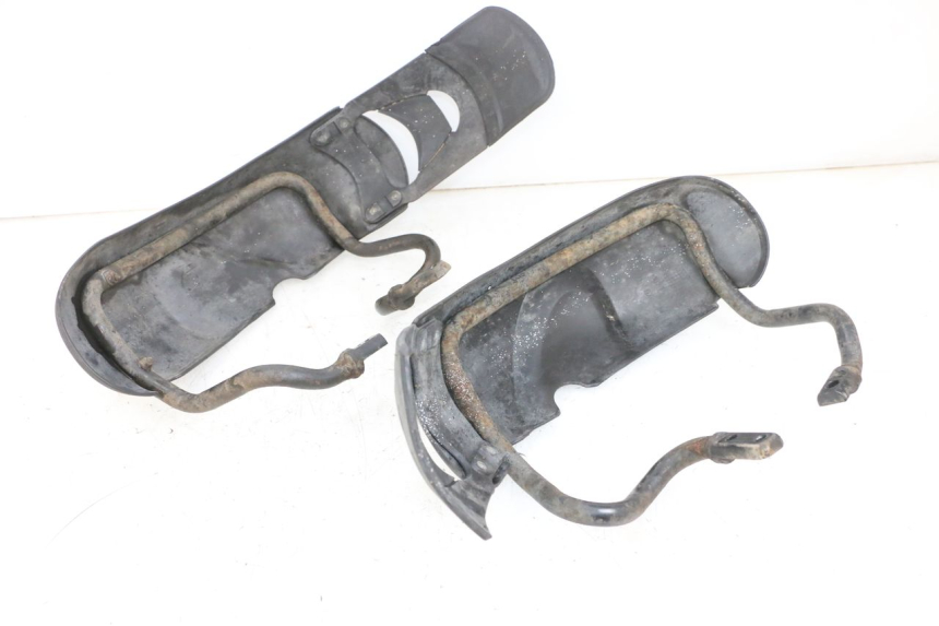 photo de VORDERRADKOTFLüGEL PIAGGIO MP3 RL 250 (2007 - 2010) - Zoom auf Gebrauchszustand