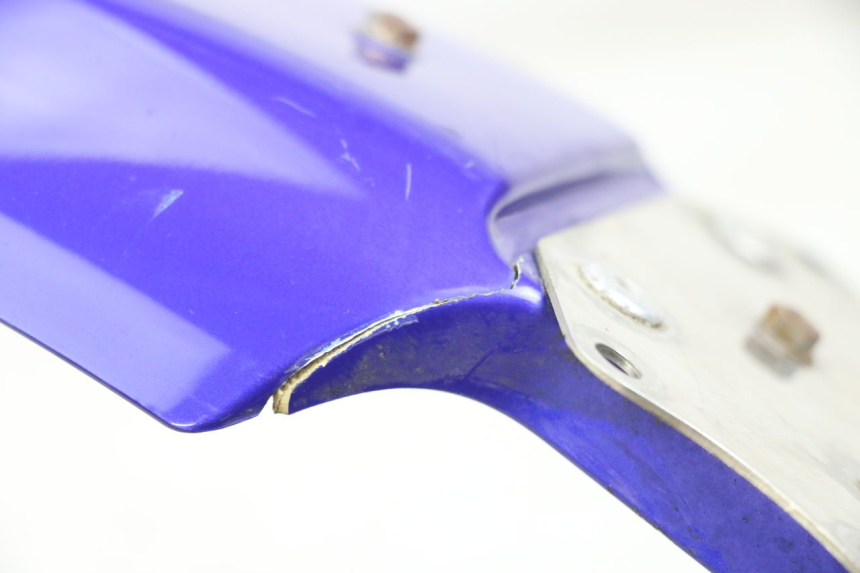 photo de KOTFLÜGEL VORNE YAMAHA TZR 50 (2008 - 2016) - Details der Befestigungspunkte