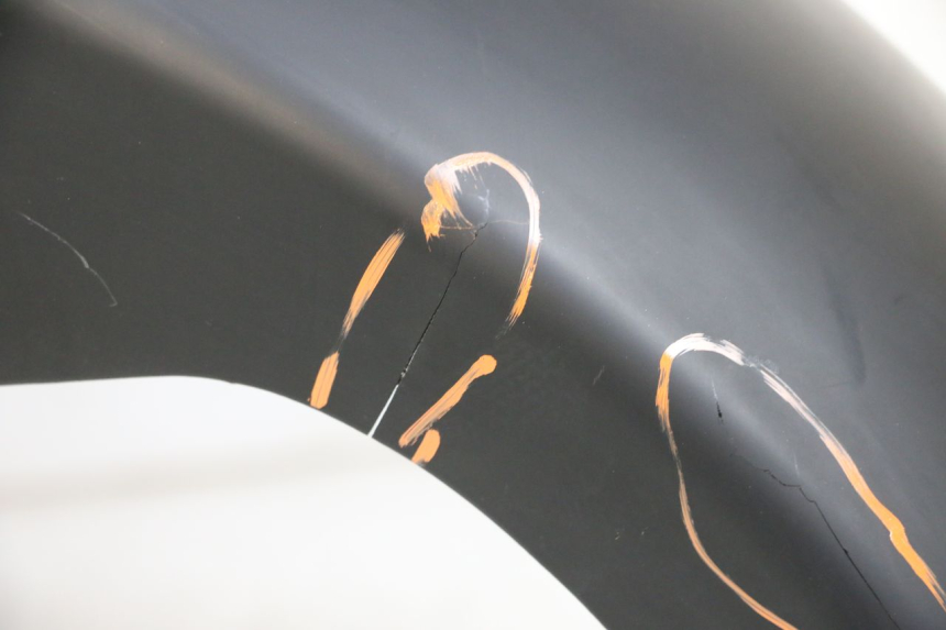 photo de VORDERRADKOTFLüGEL YAMAHA XMAX X-MAX 125 (2006 - 2009) - Kennzeichnungen und Originalreferenzen