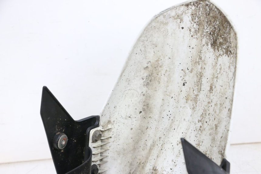 photo de VORDERRADKOTFLüGEL YAMAHA X-MAX XMAX 125 (2010 - 2013) - Details der Befestigungspunkte