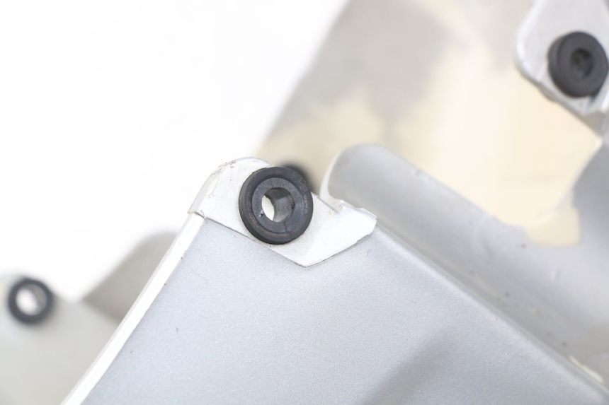 photo de VORDERRADKOTFLüGEL PIAGGIO X9 125 (2000 - 2003)