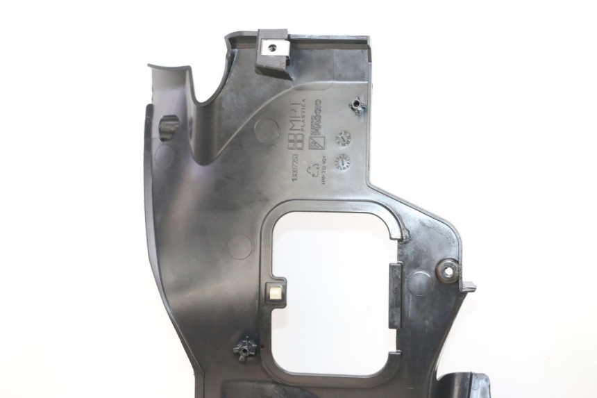 photo de KÃœHLER VERKLEIDUNG PIAGGIO MP3 HPE 300 (2019 - 2026) - Alternative Perspektive