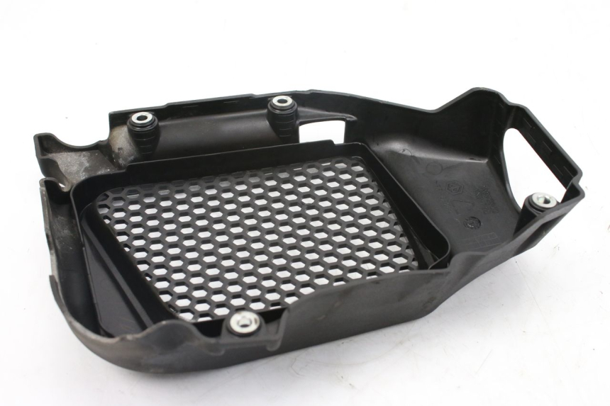 photo de KÜHLERGRILL PIAGGIO VESPA GTS IGET ABS 125 (2017 - 2023)