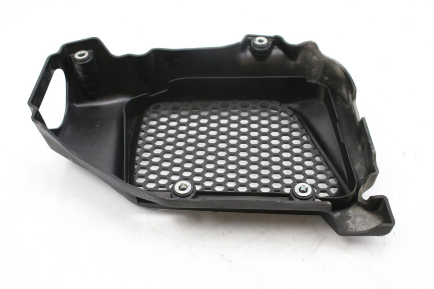 photo de KÜHLERGRILL PIAGGIO VESPA GTS IGET ABS 125 (2017 - 2023)