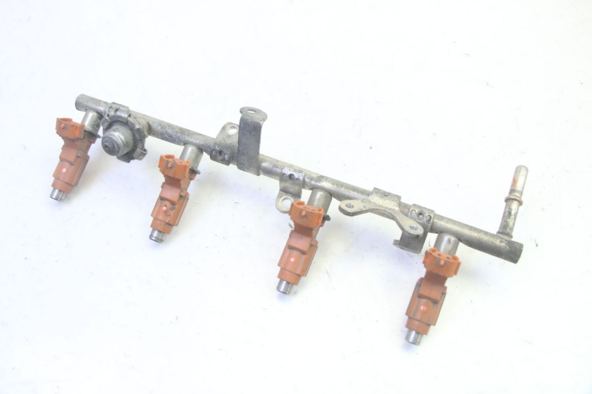 photo de EINSPRITZVENTILE YAMAHA FJR ABS 1300 (2006 - 2012) - Detailansicht des Bauteils