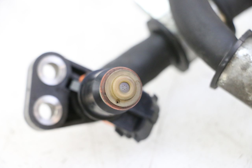 photo de EINSPRITZDüSE HONDA FES S-WING SWING ABS 125 (2007 - 2015)