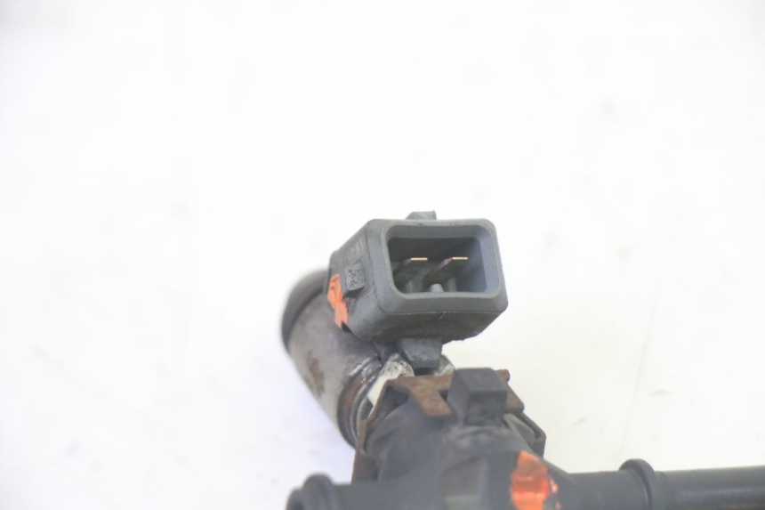 photo de EINSPRITZVENTILE PIAGGIO MP3 500 (2011 - 2015)