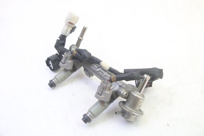 photo de EINSPRITZVENTILE YAMAHA TDM ABS 900 (2002 - 2014) - Zoom auf Gebrauchszustand