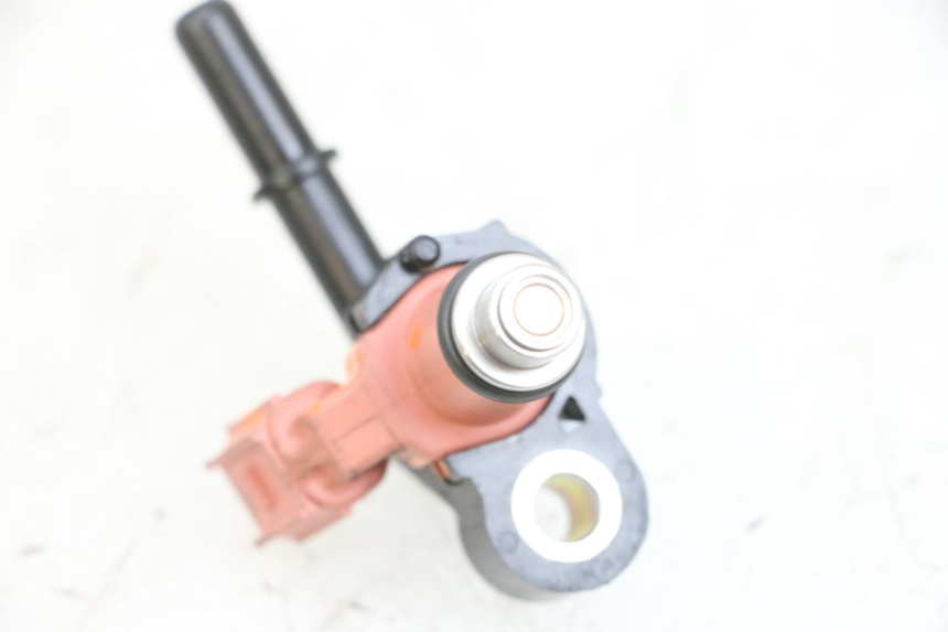 photo de EINSPRITZVENTILE YAMAHA TRICITY 300 (2020 - 2024) - Alternative Perspektive