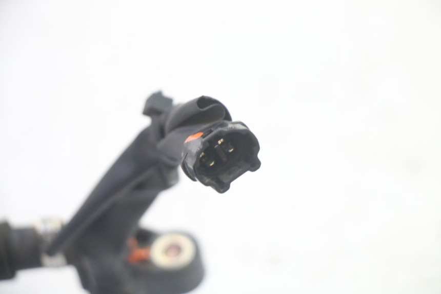 photo de EINSPRITZDüSE YAMAHA X-MAX XMAX 125 (2010 - 2014) - Technische Nahaufnahme