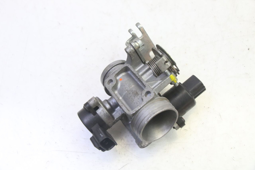 photo de EINSPRITZUNG SUZUKI BURGMAN 125 (2007 - 2014) - Technische Nahaufnahme