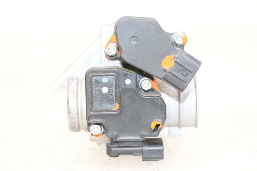 photo de EINSPRITZANLAGE MBK FLAME X 125 (2007 - 2016) - Oberflächenzustand und Material