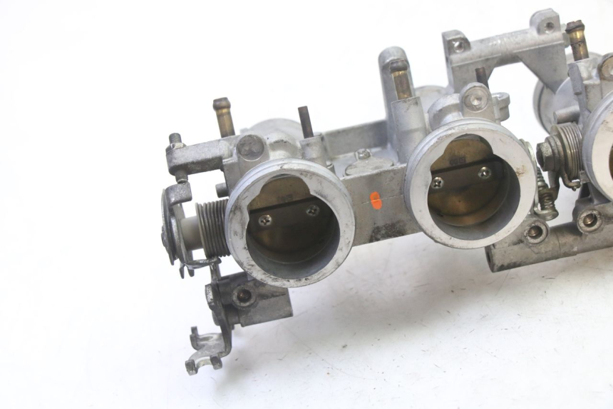 photo de EINSPRITZANLAGE YAMAHA FZ6 FAZER S2 600 (2007 - 2011)