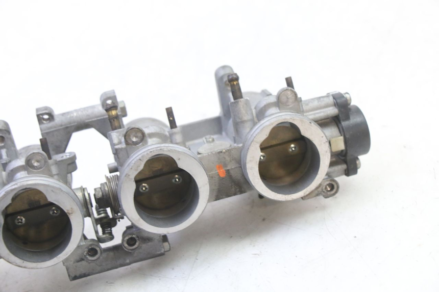 photo de EINSPRITZANLAGE YAMAHA FZ6 FAZER S2 600 (2007 - 2011)