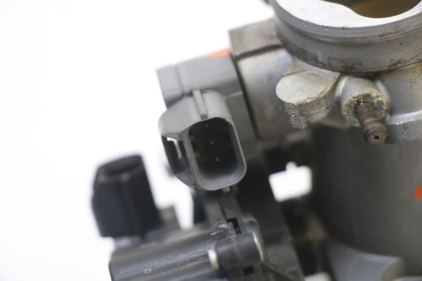 photo de EINSPRITZANLAGE SUZUKI GSR 750 (2011 - 2017)