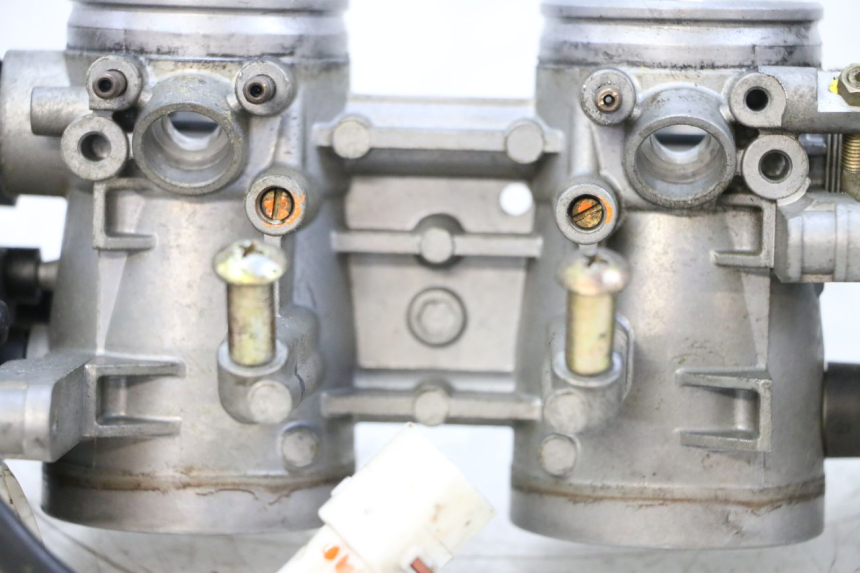 photo de EINSPRITZANLAGE SUZUKI GSXR GSX-R 1000 (2003 - 2004) - Weitere Ansicht des Artikels