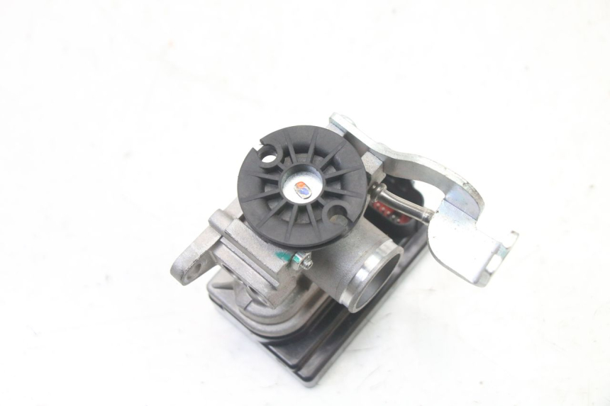 photo de EINSPRITZANLAGE PEUGEOT TWEET 4T 50 (2023 - 2025)